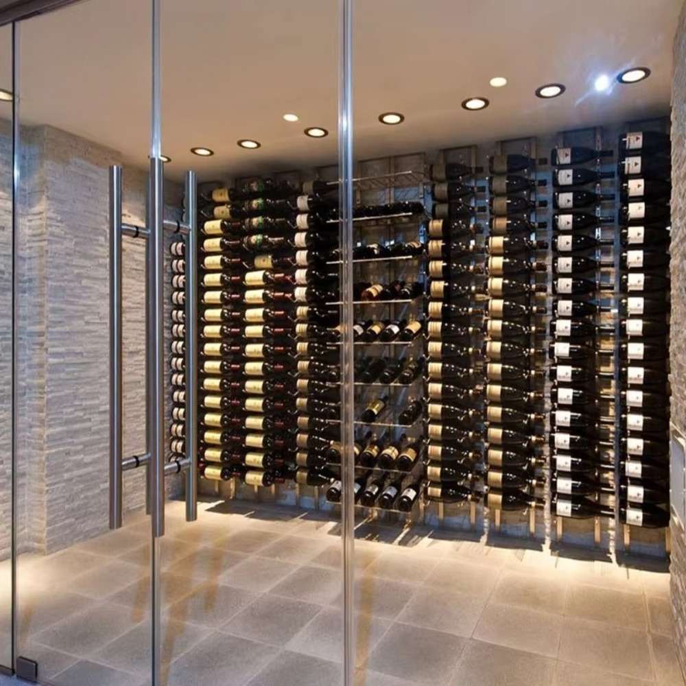 Living Room Floor to Ceiling W - Wine & Beer Guayaquil ulasan dan harga